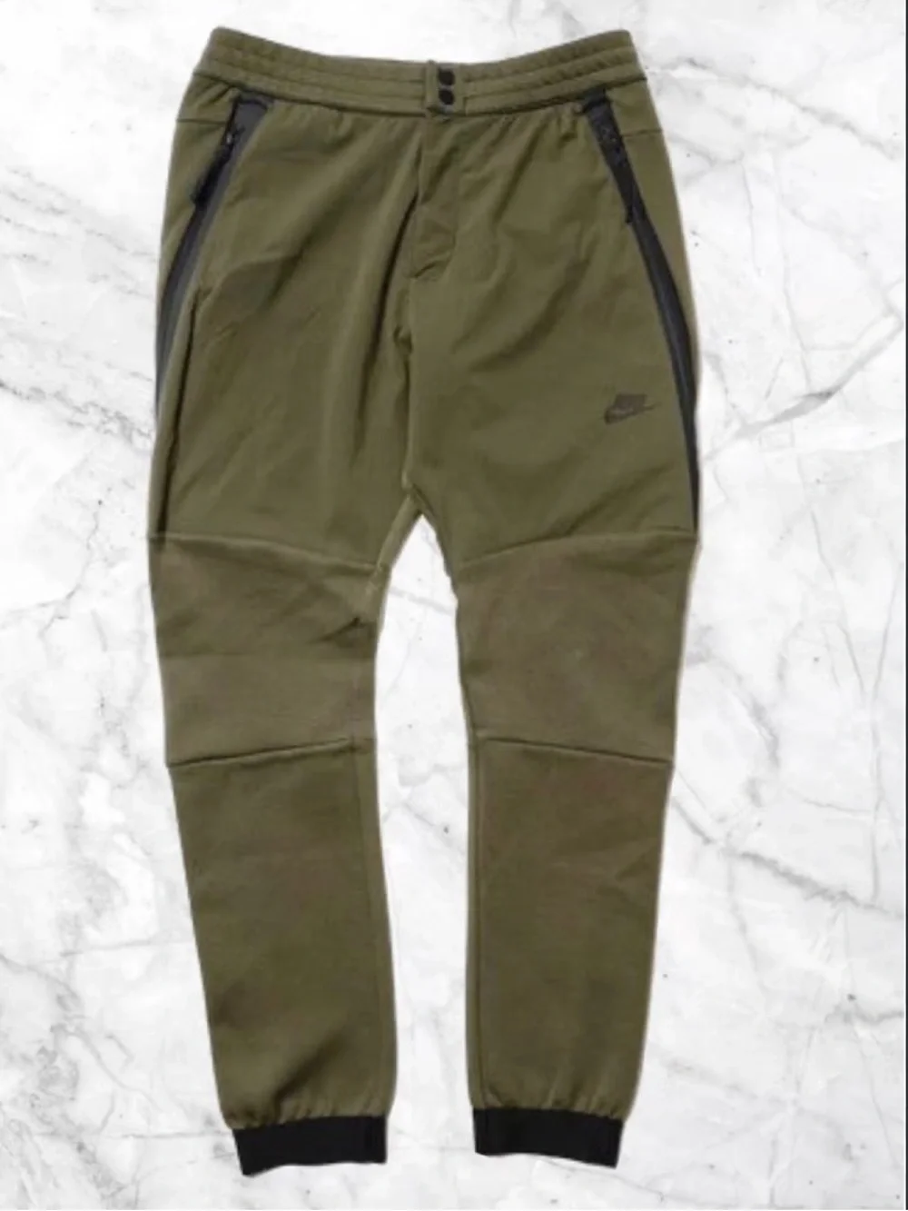 Nike tech mix